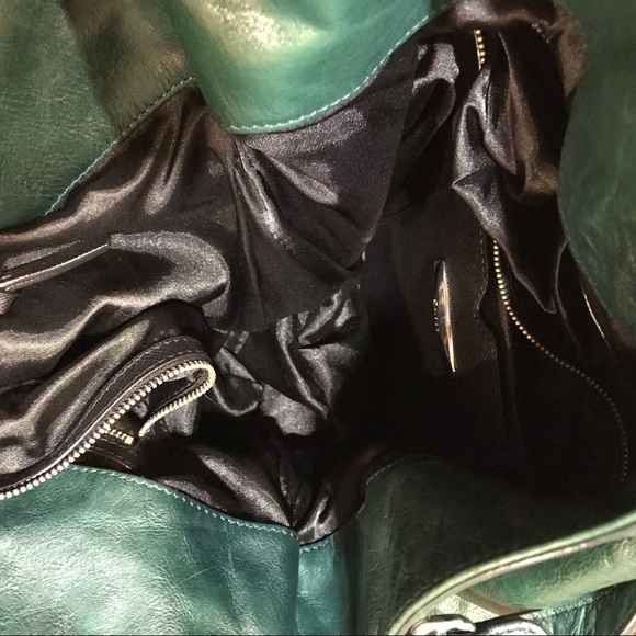 Dark Green DKNY Bag with Black linings - Picture 7 of 8